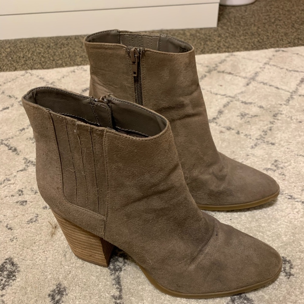 Madden Girl Booties Taupe 8.5